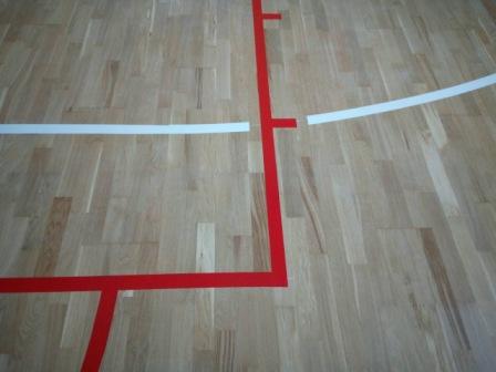 Циклёвка, лакировка пола со спортивной разметкой