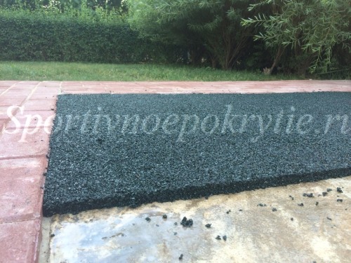 Укладка резинового покрытия в ЖК "Корона"